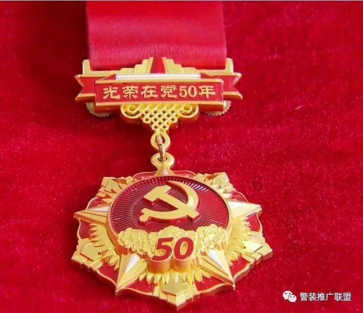 探索摸摸鱼游戏
